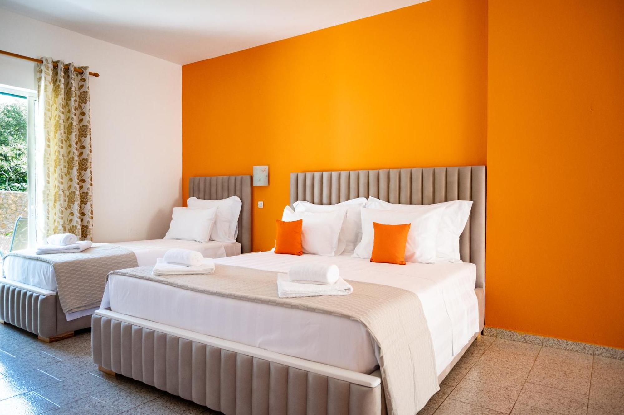 Crystal Blue Hotel, บาร์บาตี ภายนอก รูปภาพ