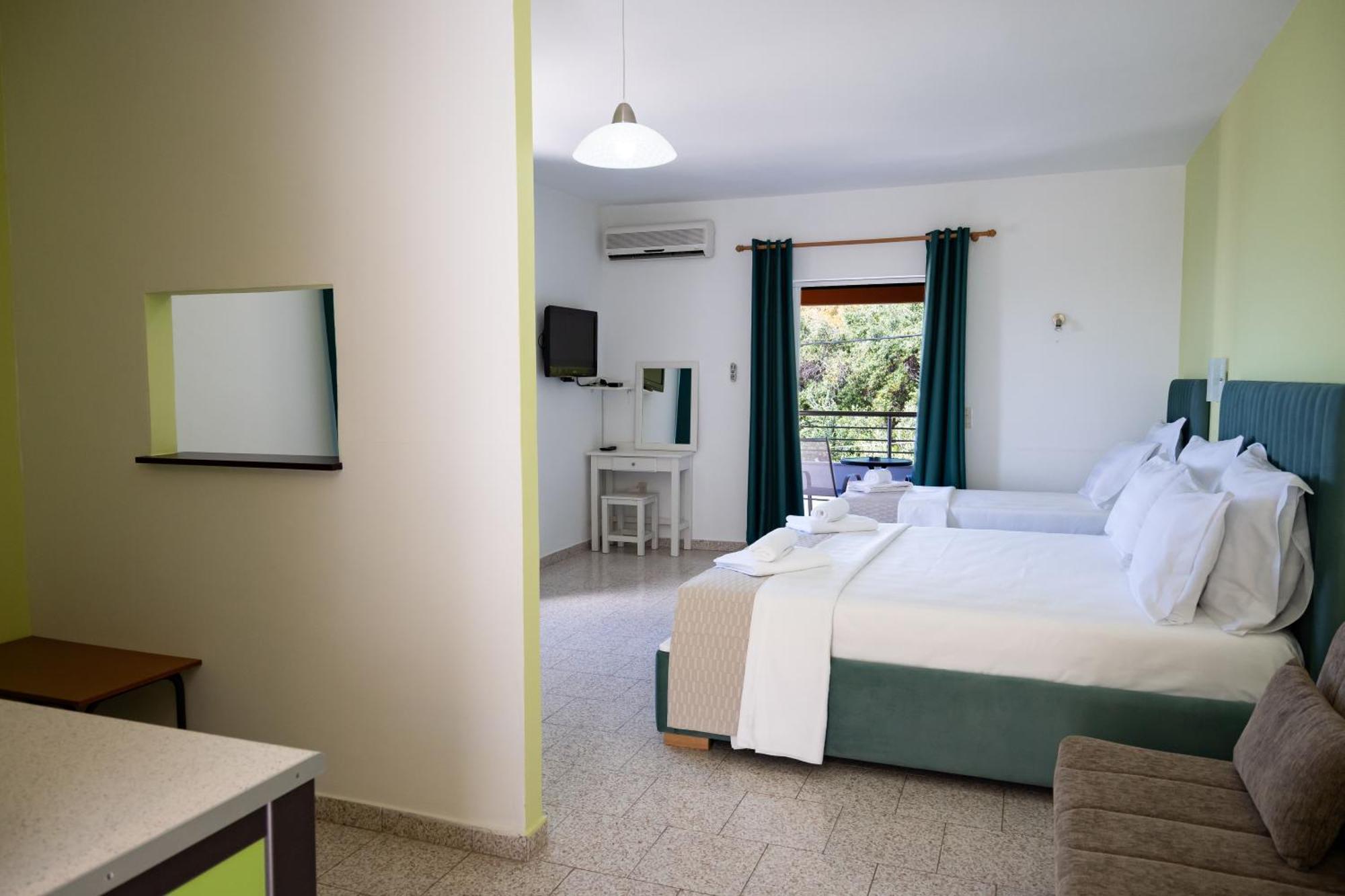 Crystal Blue Hotel, บาร์บาตี ภายนอก รูปภาพ